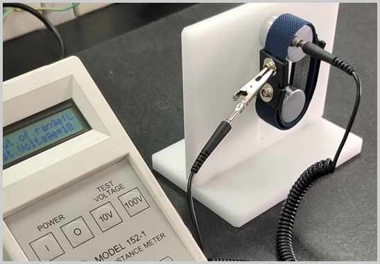 防静电手环检测实验室.jpg 防静电手环检测实验室.jpg